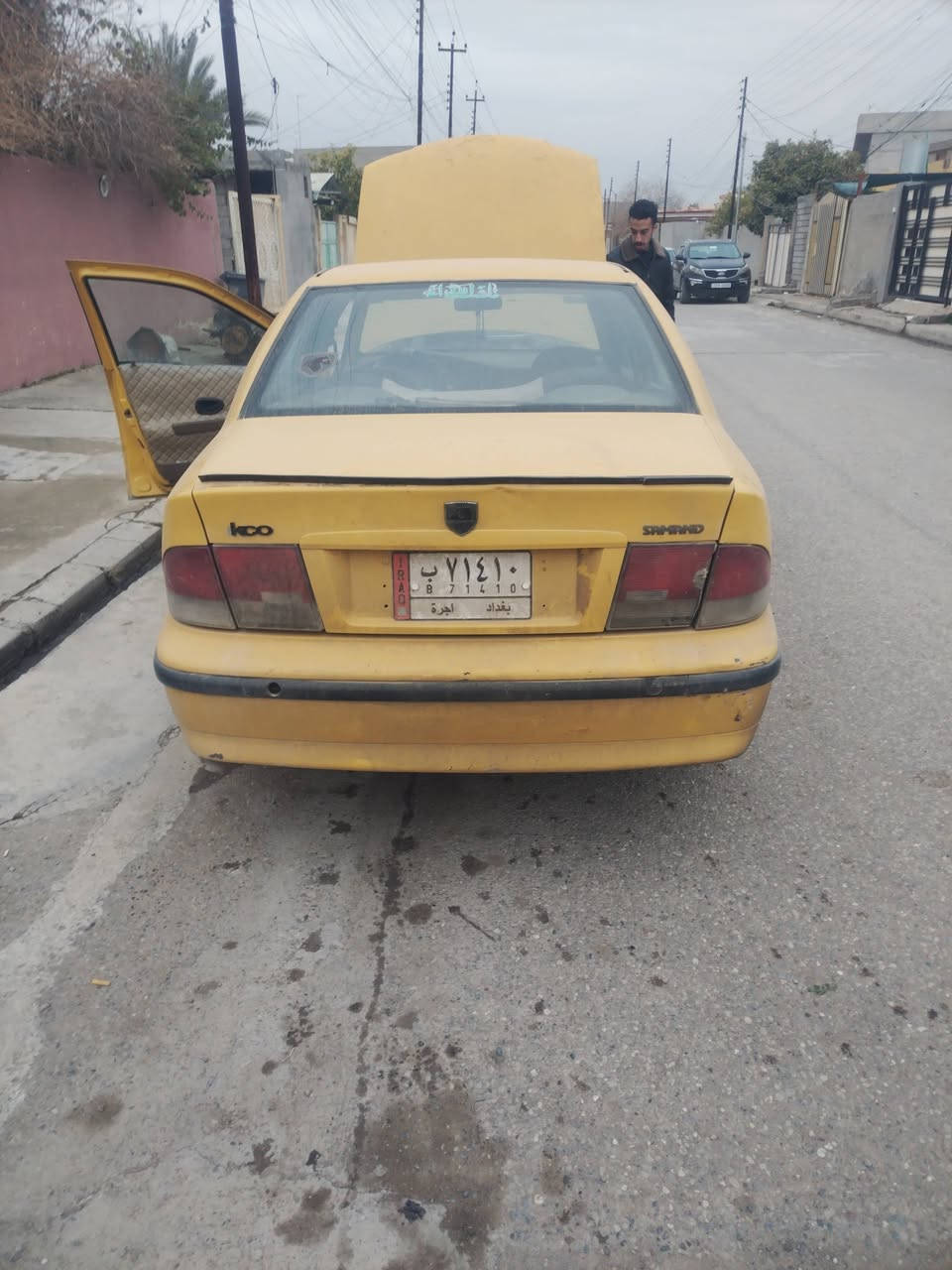 سلام عليكم سياره سمنت للبيع موديل 2012 شرط تحويل مشروع وطني تحويل من شرعي كلشي بيه شرط السعر 35 وبيها مجال  ***********
