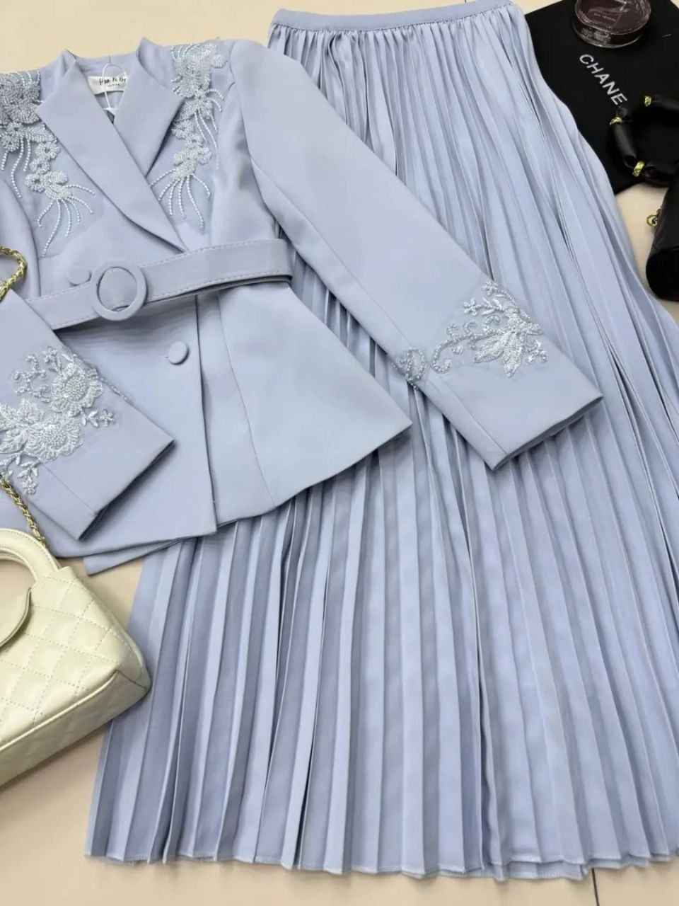 سعر٥٠  الف

قياس 38الئ 48
توصيل5 الاف بغداد, العراق


**إذا كنت صاحب هذا الإعلان وتريد حذفه لأي سبب، رجاءا أرسل رسالة إلى الدعم الفني**