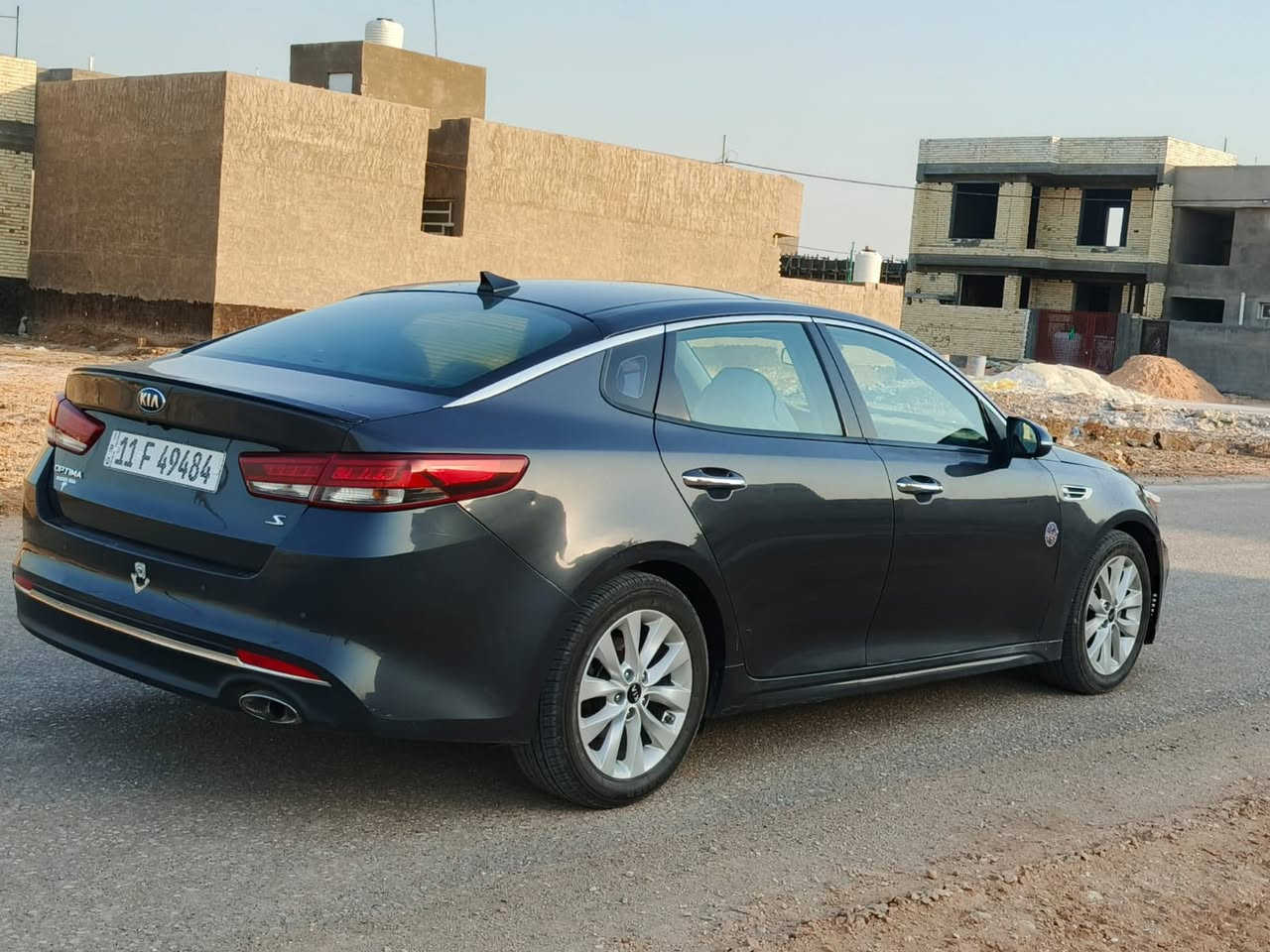 سلام عليكم أوبتما  2018فول مواصفات 1/1كير ومحرك وحداديه كفاله تخم تاير جديد مال جناي جاهزه الأخير بيها2قطع صبغ فقط بدون دواخل الباقي كفاله رقم بغداد إنكليزي 
السعر123وبيها مجال 
الاتصال***********
مامتوفر بلخاص 👆👆
مواصفات السياره 
بني روما 
شاشه 
كشتات جلد 
حساسات 
كشتات كهرباء 
أشاير بلمري 
ويا كروم
