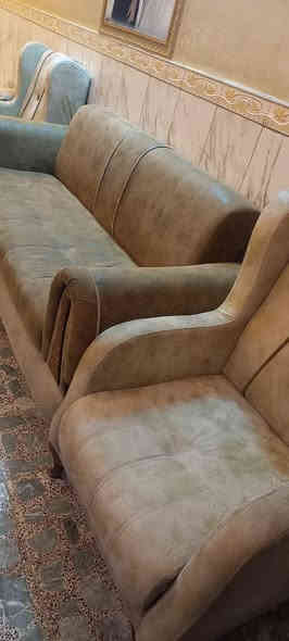 تخم للبيع 10 مقاعد مدينه الصدر الاستفسار  وتساب ***********
