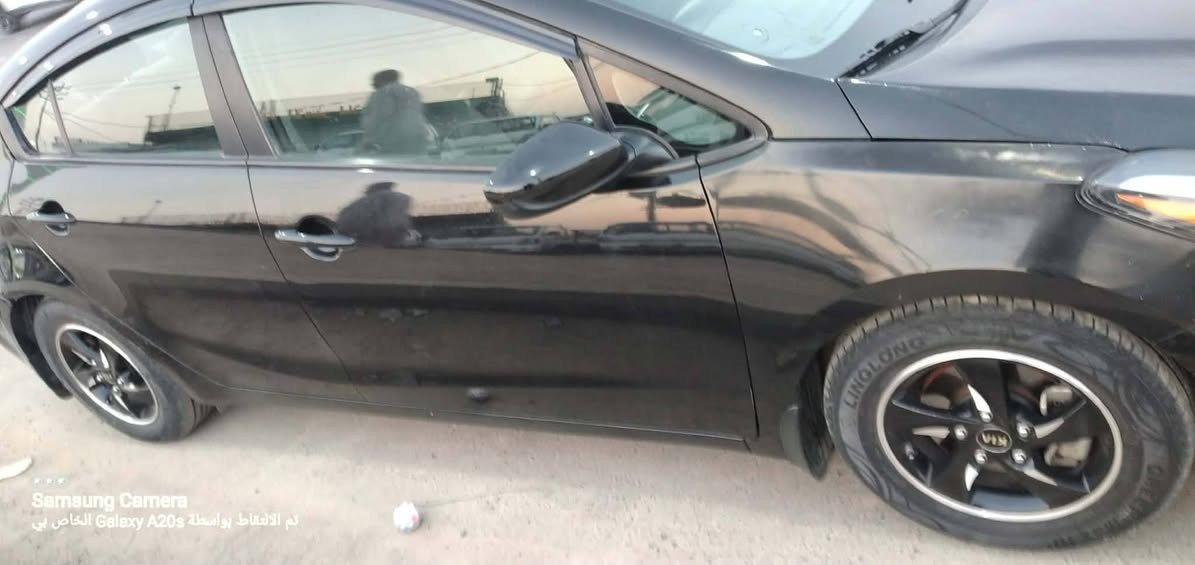 فورتي ٢٠١٧وارد امريكي ضررها جاملغ الايمن مبدل ومصبوغ وشوية من البنيد يعني قطعتين بدون دواخل
مكينة كير تبريد كلها مكفول ماشية ٨٥ الف 
بأسم شركة تحويل ورقتين وكالة ورقة ونص 
بيع او مراوس السعر ١١٠ 
*********** بي واتساب المكان واسط العزيزية
