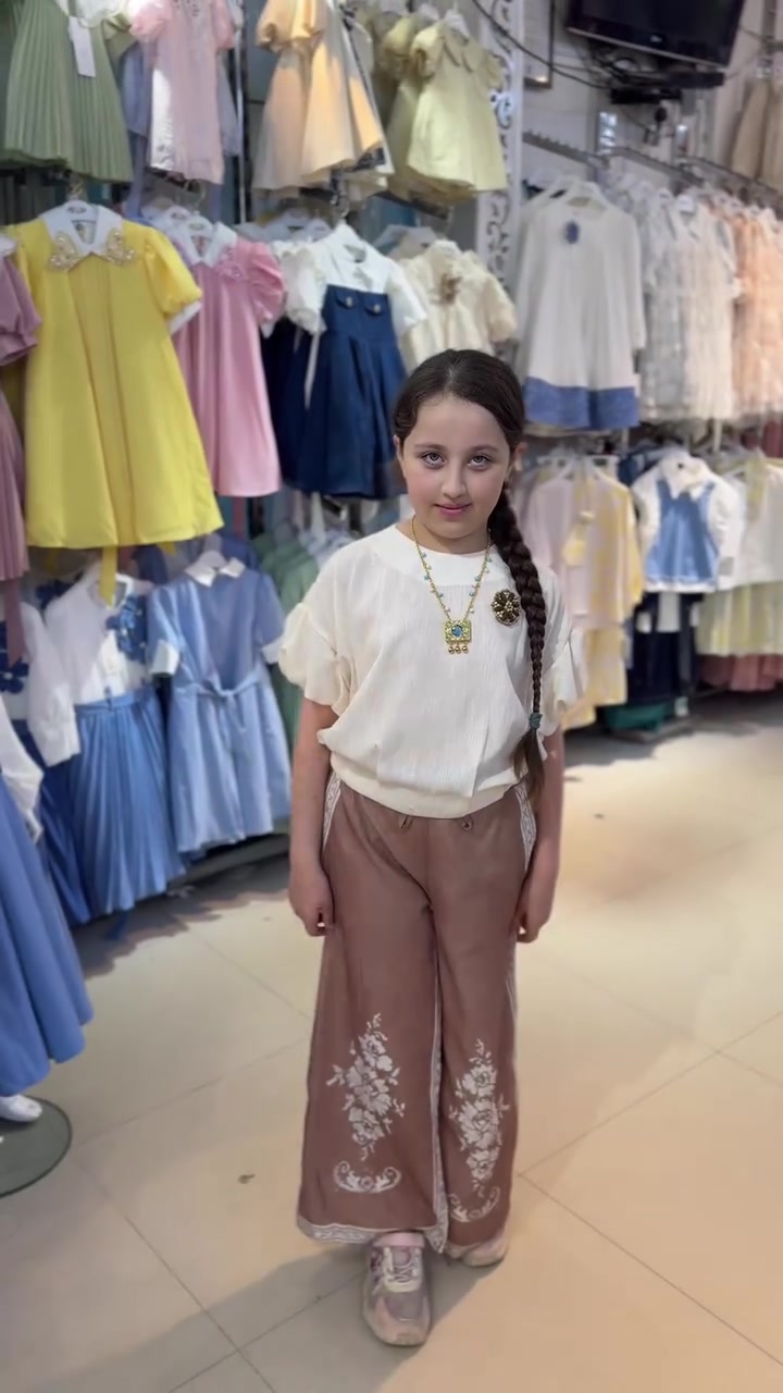 الجميله 🥹


**إذا كنت صاحب هذا الإعلان وتريد حذفه لأي سبب، رجاءا أرسل رسالة إلى الدعم الفني**