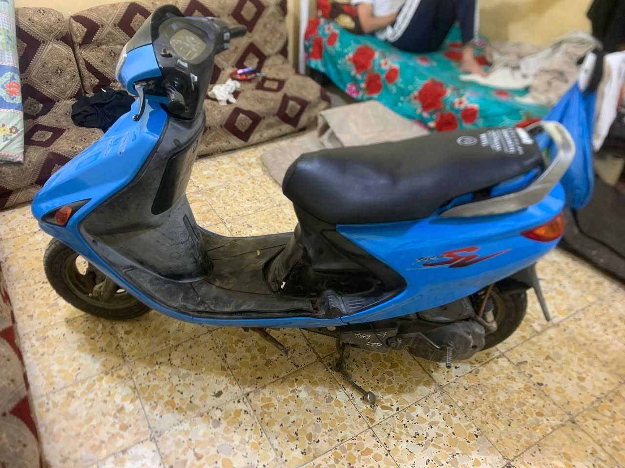 سلام وعليكم اخوان دراجه فراشه فحل للبيع الدراجه كفاله عامه مال جناي كهربائيات كله شغاله سعر الدراجه ٦٥٠ وبيها مجال عنواني البصره+ نضران الرقم ***********

