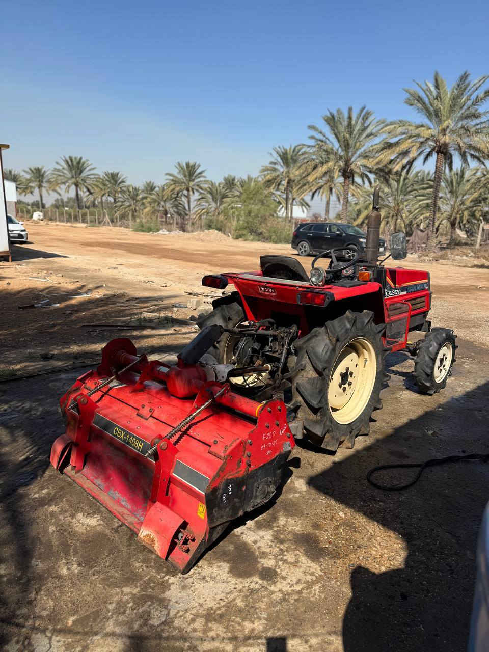 ينمر ياباني FX20
دخول جديد محرك ٣ سلندر 
دبل اكسل
 تخم تاير نضيف
 ملحقات رفاس فقط
 على وضع الشركه كفاله عامه شرط الفحص ممشتغله ولا متر داخل العراق شغاله من كلشي 
للاستفسار اكثر 
***********
العنوان بابل
