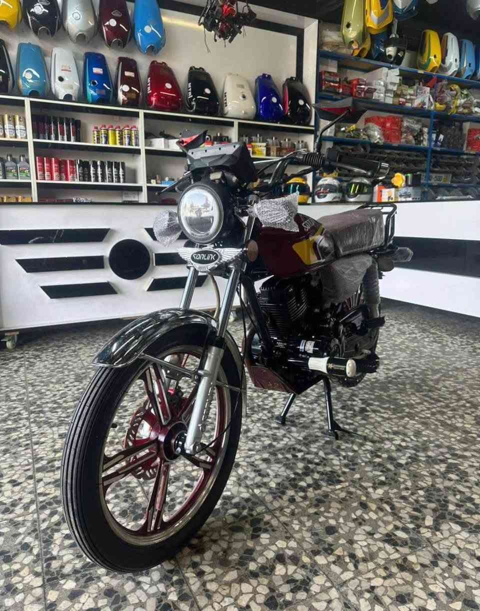 سيفان 5كير 2025رقم وسنويه نجف مداور ثاني يوم مكينه200مكفوله من كلشي مكينه ما مفتوحه وناعمه كهربائيات شغاله كلهه جاهزه للخير واحله من الصور السعر مليون و200مكاني نجف حي الجامعه *********** النجف, العراق
