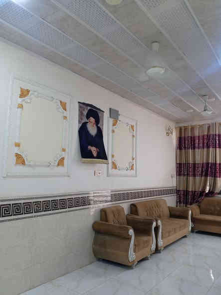 بيت للبيع المساحة 150 الواجهة 6 والنزال 25 يحتوي البيت على غرفة وصالة واستقبال ومطبخ ومنور عدد 2 وصحيات داخلية خارجية اساس وسقف كونكريت بناء درجة اولى جديد تحت اشراف هندسي البيت عقد زراعي قرار محكمة الموقع كوفة سهلة على شارعين شارع الزوار وشارع معمل الدبس يبعد عن مسجد السهلة 400 متر مقابيل الحسينية الايرانية السعر 80 مليون للأستفسار واتساب ***********
يوجد مقطع فيديو 

مكتب الموسوي للوسائط العقارية مستعدون لأستقبال عروضكم التجارية والزراعية والسكنية بيع وشراء رهان ايجار
