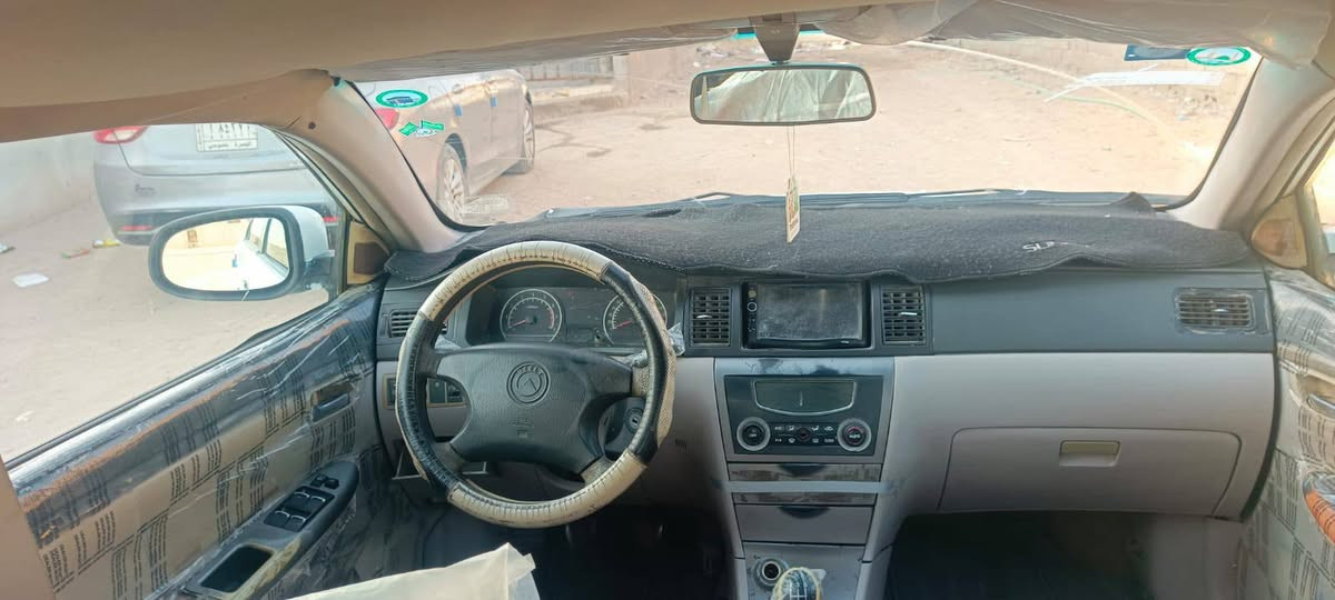 سلام عليكم جيلي موبل مديل 13مكينه كير حداديه برانكيت كهربائيات قرفه جديده سيارة جاهزة رقمه بصره راعيها بالزبير السنويه 30متعهد براعي وقرامات سيارة جاهزة السعر 36وبيها مجال بصيط كلش مكاني بالبصره بالزبير خلف المعارض(***********)
