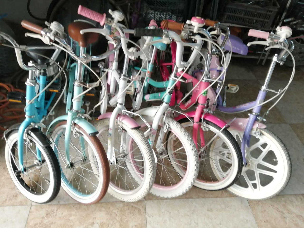 سلام عليكم
وصول وجبة جديدة
بايسكلات للبيع باله ياباني حجم 12 و حجم 14 و حجم 16 و حجم 18 و حجم 20 و حجم 22 حجم 24 و حجم 26 و حجم 27 مواصفات و بدون مواصفات موجود كل سوبر لوك بالكارتون نظافة100%

عنوان محل :كركوك حرية _مقابل تكية و جامع شيخ محمد _يم ملعب دولي شورجة.
رقم موبايل :***********
