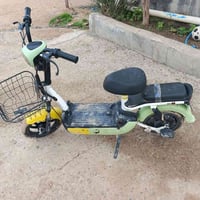 السعر 125بطاريات جدد نضيف 07707837193