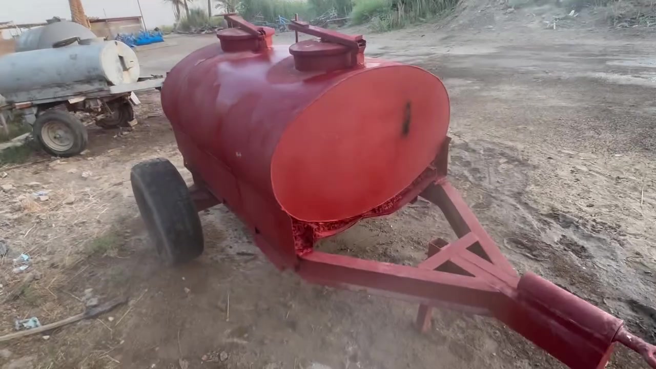 السلام عليكم شباب للبيع مقطورات  جاهزات عل شغل لا كسر ولا لحيم التر وحده ام 3000 الف   او ام 1500.      مكاني بغداد المحموديه.       ***********.   ***********
