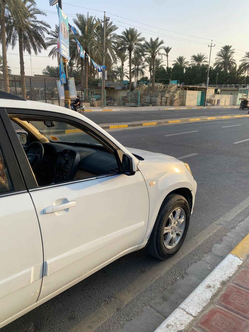 تيكو موديل 2012
رقم قادسية باسمي تحويل مباشر بكربلاء 

كير محرك مكفول 

حدادية نص عمر 

تبريد تدفىة شغال 

سيارة كاملة 

السعر 57 بيهة مجال بسيط 

***********
