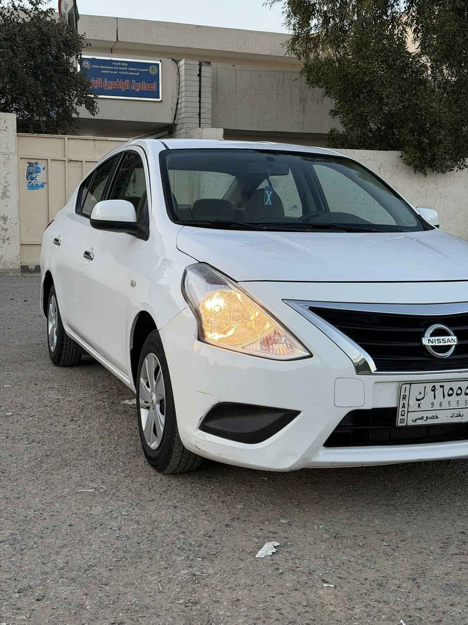 السلام عليكم  نيسان سني هندي بليتة الزركة موديل ٢٠١٨
مكفولة بدون صبغ بدون بارد 

ماشية ٨١ 

كير مكينة بلاديات مكفولات

تبريد تدفى صدر حدادية كهربائيات كله مكفول

عارضها ب ١٠٧ بيهة مجال بسيط 
جماعة ال ١٠٠ اعتذر منكم سيارة جديدة و تسوة 
عنواني البلديات شارع المرور
رقمي ***********
ما اكطع سعر على تلفون تعال و تدلل
