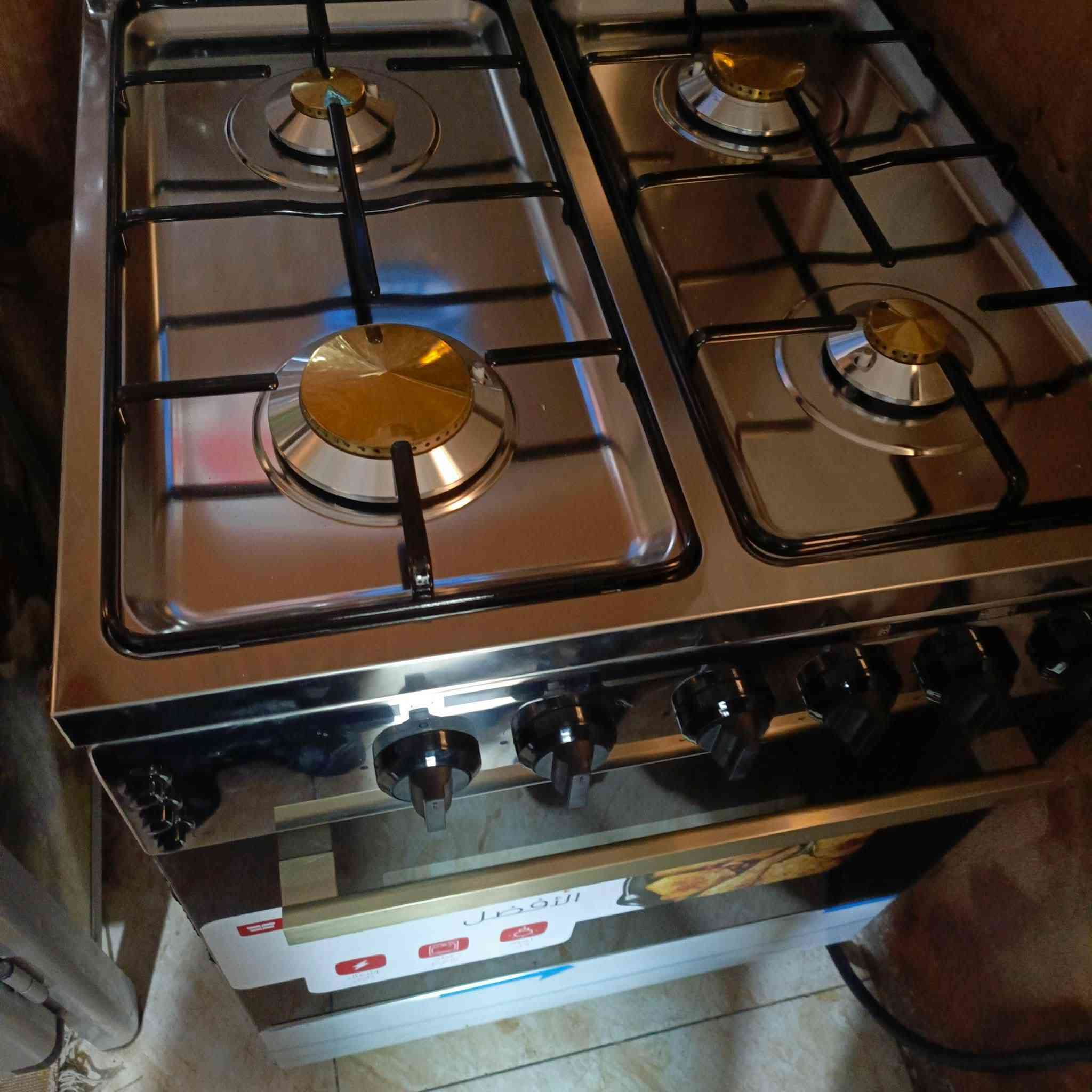 سلام عليكم طباخ كريازي جديد اجاني هديه وريد ابيعه كوفه عباسيه السعر ٢٦٠ هذا رقمي ***********
