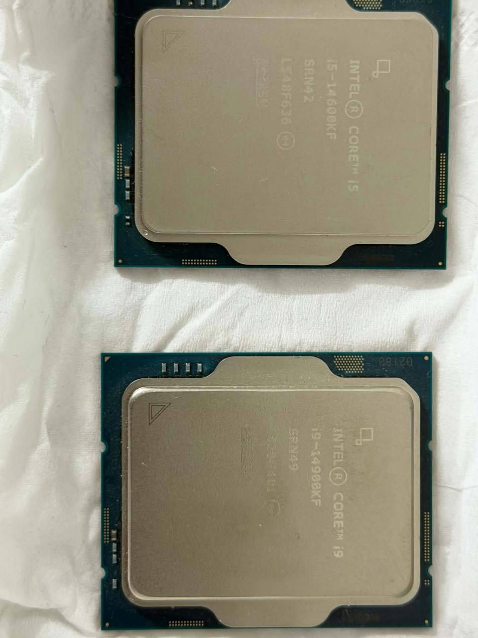 مرحبا
كل القطع غير مستخدم 
R9 9950x3d  850,000
I9 14900kf 540,000
I7 14700f 415,000
I5 14600kf 360,000
X870-a rog 480,000
Ram corsair 32gb 5600MHz 535,000
Ram corsair 64gb 6000MHz 825,000


**إذا كنت صاحب هذا الإعلان وتريد حذفه لأي سبب، رجاءا أرسل رسالة إلى الدعم الفني**