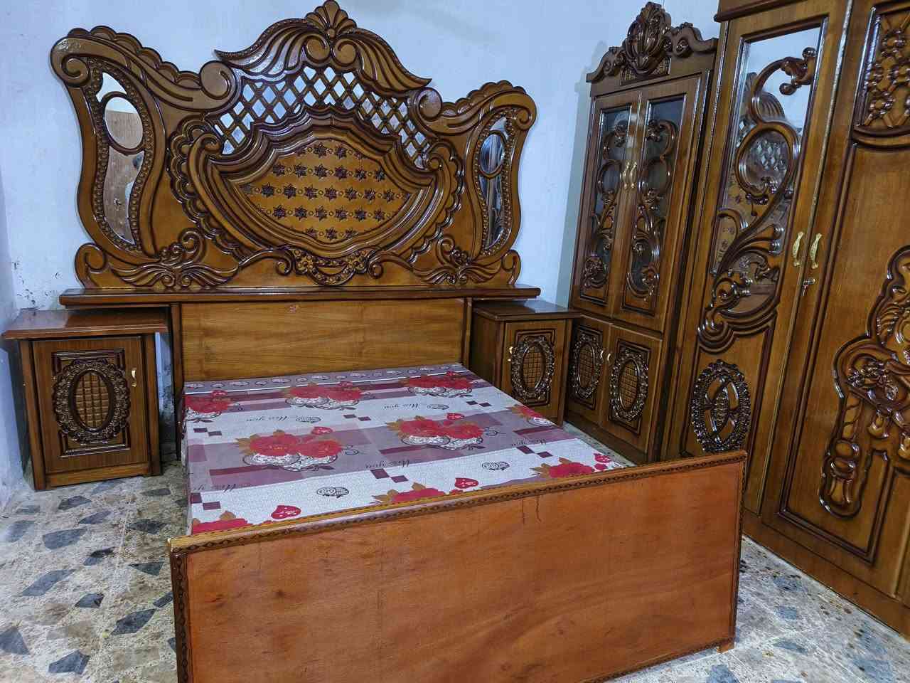 غرفه أخشاب أم السته نجاره جديده كلش نهايته ٦٥٠ مكان ناصريه ***********
