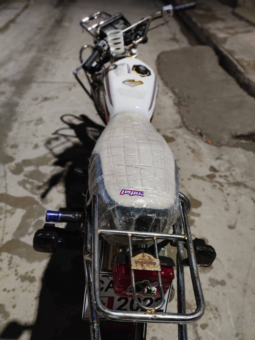 سلام عليكم للبيع ماطور 2020 كامل امكمل لا صرف ولا نفخ دبلات شغاله وارمنيه شغاله منفيس بي السعر 425 وبي مجال للشراي الرقم *********** مكاني الايمن
