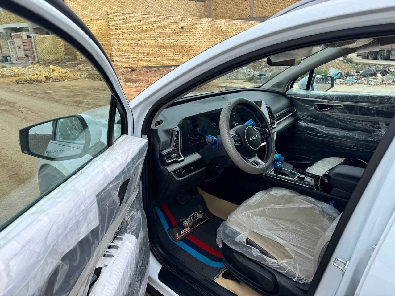 🚗 للبيع – كيا سبورتاج 2025 خليجي 🚗

🔹 رقم أربيل – تحويل أو وكالة حسب الرغبة  

🔹 المسافة: 16,000 كم فقط  

🔹 استخدام شخصي – سيارة نظيفة جدًا وجاهزة بالكامل  

🔹 مكفولة (ضمان شركه NIM)

⸻

⚙️ المواصفات:

✔️ محرك 2000cc (دوش)  

✔️ تبريد قطعتين  

✔️ شاشة كبيرة حديثة  

✔️ مثبت سرعة (كروز)  

✔️ أنظمة قيادة: Smart / Eco / Sport  

✔️ سايد بريك كهربائي  

✔️ أوتو هولد  

⸻

💰 السعر: 21,500$ (قابل للتفاوض البسيط)  

📍 الموقع: ذي قار الشطرة 

📞 للاستفسار: *********** الشطره, ذي قار
