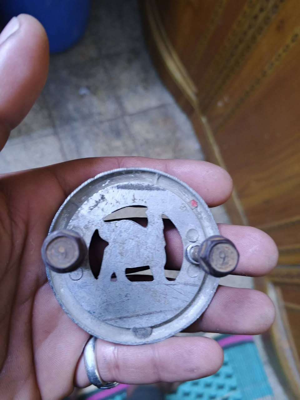 السلام عليكم قطعه اصليه للبيع حط سعرك وبالعافيه *********** متواجد واتساب
