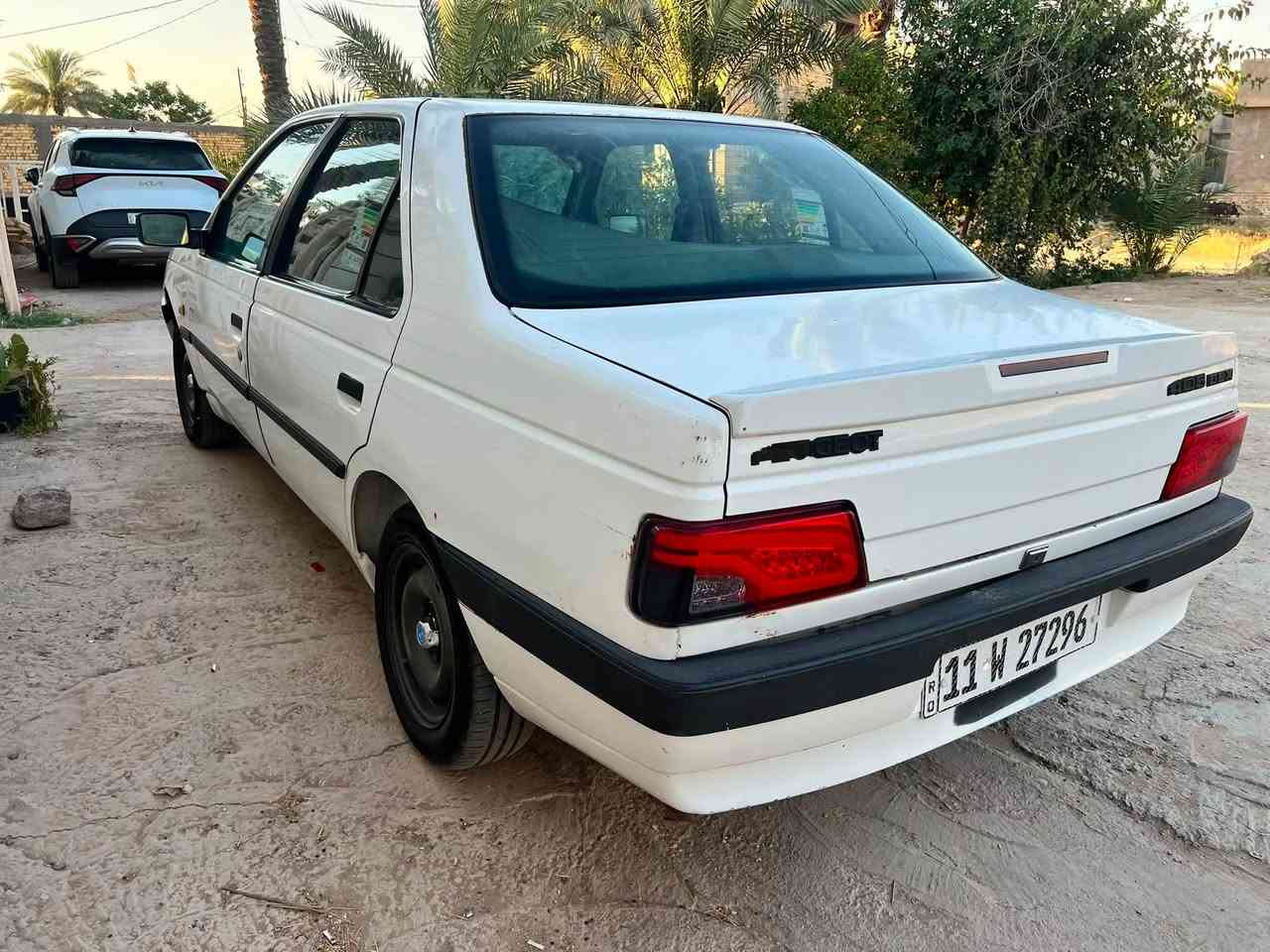 بيجو ٤٠٥ للبيع ٢٠١٢
مكينة كير تخم تاير تبريد ثلج 
رقم انكليزي بغداد ب اسمي
مكفولة من الضربه والصبغ 
فقط مصلح خياسات الاماميه فقط 
السيارة جاهزه وخير من الله
السعر ٣٧ ورقه 
مكان بابل ***********
