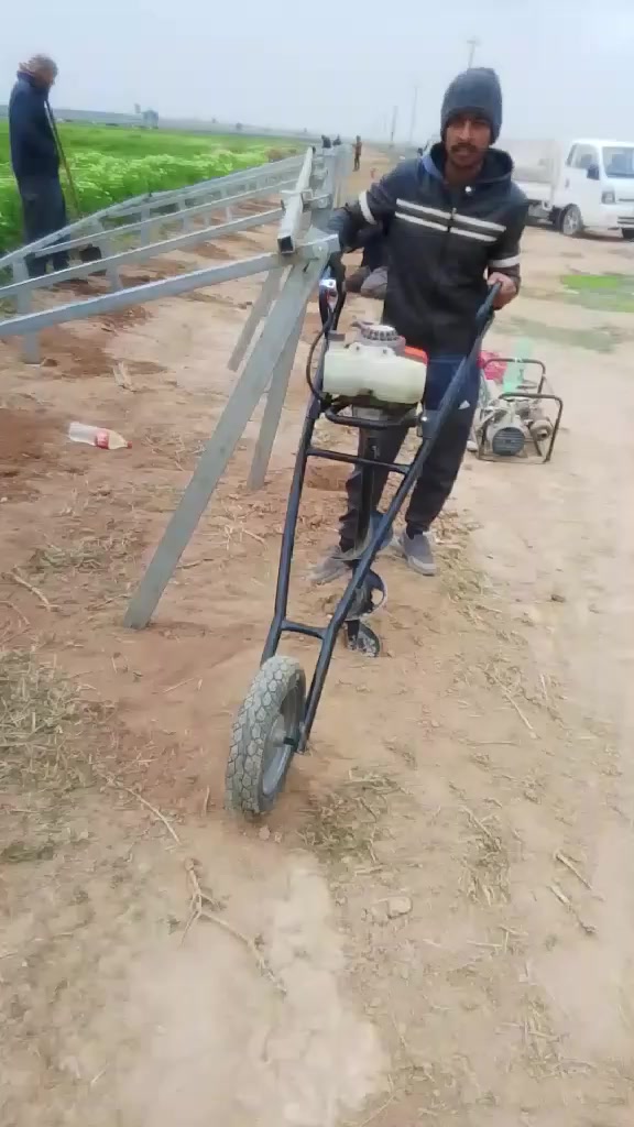 بعونه تعالى 
تم #تنصيب #منظومه #طاقه #شمسيه 

لقطاس #زراعي 30 حصان 

في #الرياض   قريه #المرادية

#للاخ محمود 

مكونات #المنظومة 

🛑عدد الالوح 48
 🛑بضمان 10سنه وبعمر افتراضي 25سنه 
🛑جهاز انفيرتر 37kw  بضمان سنتين 
🔴حديد مغلون ضد الصداء  1.5ملم 
🔴ربط فيوزات حمايه  صاعقه  

🔴🔴يوجد جميع انواع الطاقات المنزليه والزراعيه  🔴🔴#اسعار.مناسبه  

*********** عبد الكريم 
***********  فراس
