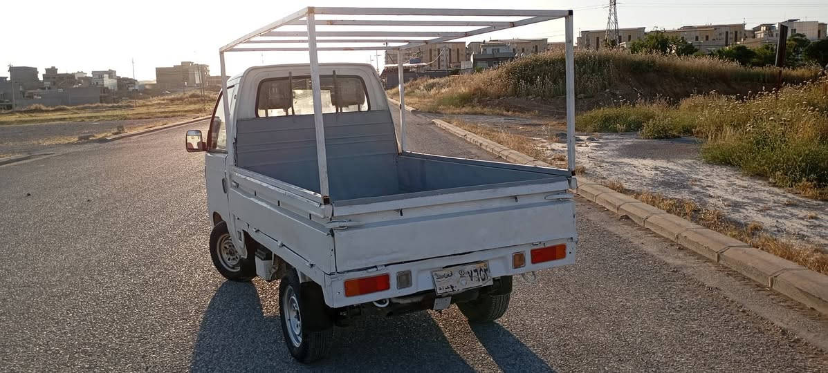 سلاوخوالةهةمولايةك گيرمةكينةئةكسل شانسي بةشةرت مةكينةي  نةدووكةل نةبوغارقةترةينية سيوةيلورونيشيگؤراوة كلاجوعةينةوسولفوتؤبسيوجيشي گؤراوة. 13$ مةجاليكي كةم شوينيشم سليماني 

***********
*********** السليمانية, العراق
