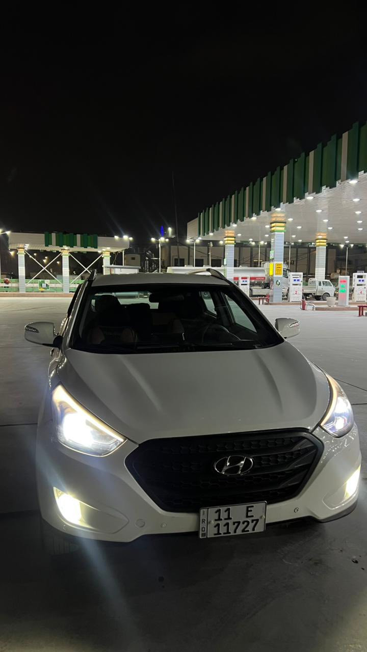 السلام عليكم
للبيع توسان خليجي
رقم بغداد الدولي
موديل  2016
موصفات عادية 
السيارة بيها كص قمارة 
وصلحة وكاملة
ابيع صبغ حزام
السعر  113$ ورقة 
العنوان بغداد البلديات 
للاتصال  ***********
