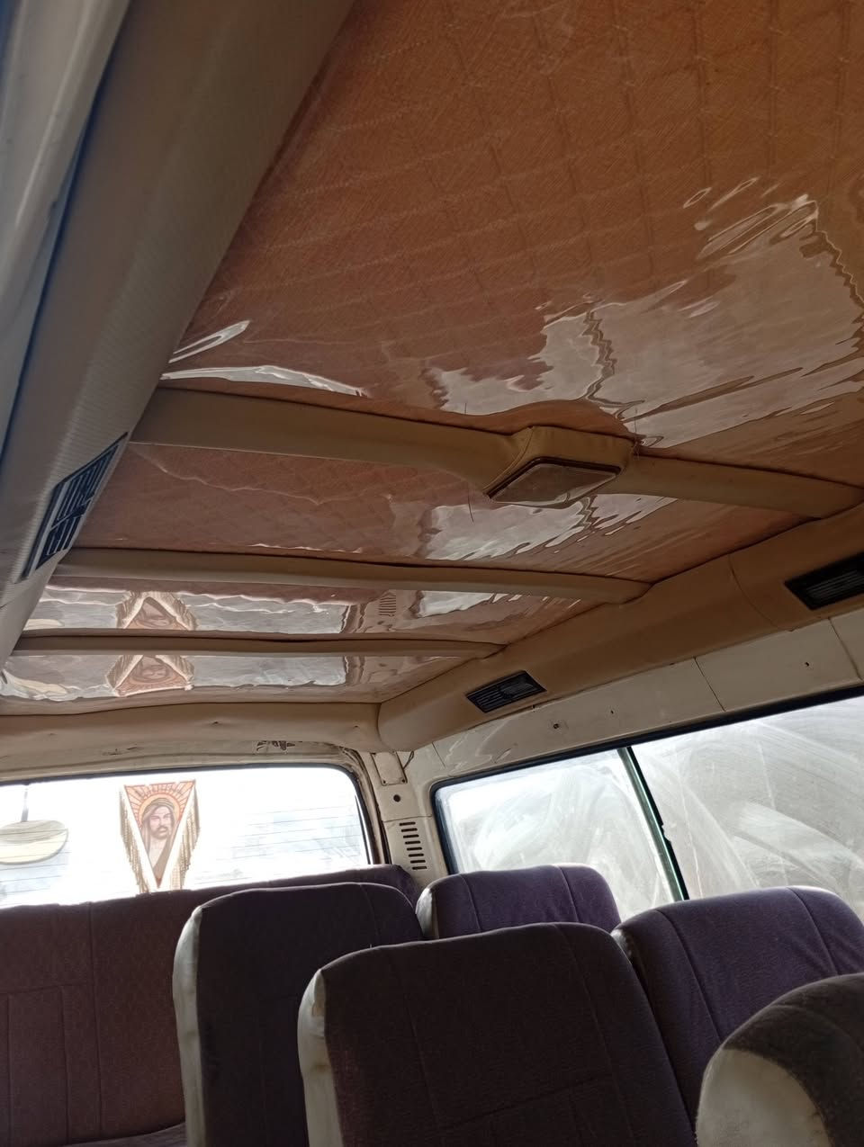 فتون للبيع موصليه الرقم ميسان عنوانهه ميسان سياره جاهزه موديل 2014السعر 37وبيهه مجال رقم الهاتف ***********
