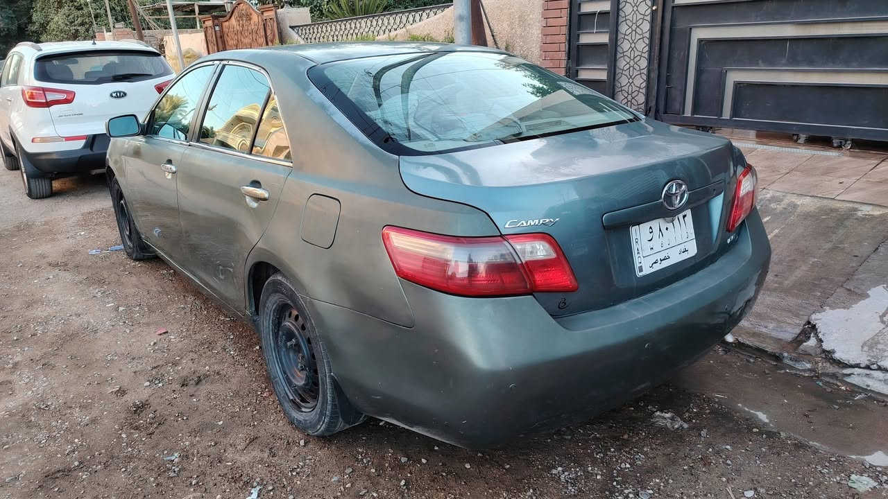 كامري 2008 وارد امريكي حادث باب السايق مصبوغ والباب الي خلفه والصفحة مرشوشة كلير محروك متغير لونه . بجم كبس بدون ايبراك فقط ايرباك بردة جهة السايق ماشية 135 الف ميل تبريد منظومة جديدة باتري جديد عبوة فيول بمب جديدة لايت زينون كرسي السايق كهرباء محرك جيد مابي لادخان ولا تبخير كير جيد جدا . الصفحة عكس السايق بيها رصعة بالتكمة الخلفية واكعة عليها حديدة ومامصلحها . بيها مكانات جراد وشخوط السيارة حلوة وعظمتها نظيفة ودواخلها نظيفة  .
السعر المطلوب 90 ورقة او مراوس بجورني 4 سلندر 3 قطع تبريد بدون بجم موديل من 17 الى 20 ويفضل كروز رود او جي تي والفرق نقد مباشر يفضل رقم بغداد او السليمانية من صاحبها الشرعي 
كل التفاصيل عن السارة مذكورة بالمنشور الي يحب يراوس يتصل او يراسلني واتساب او ماسنجر 
مكان السيارة بغداد العامرية 
السيارة رقم بغداد باسمي 
***********
