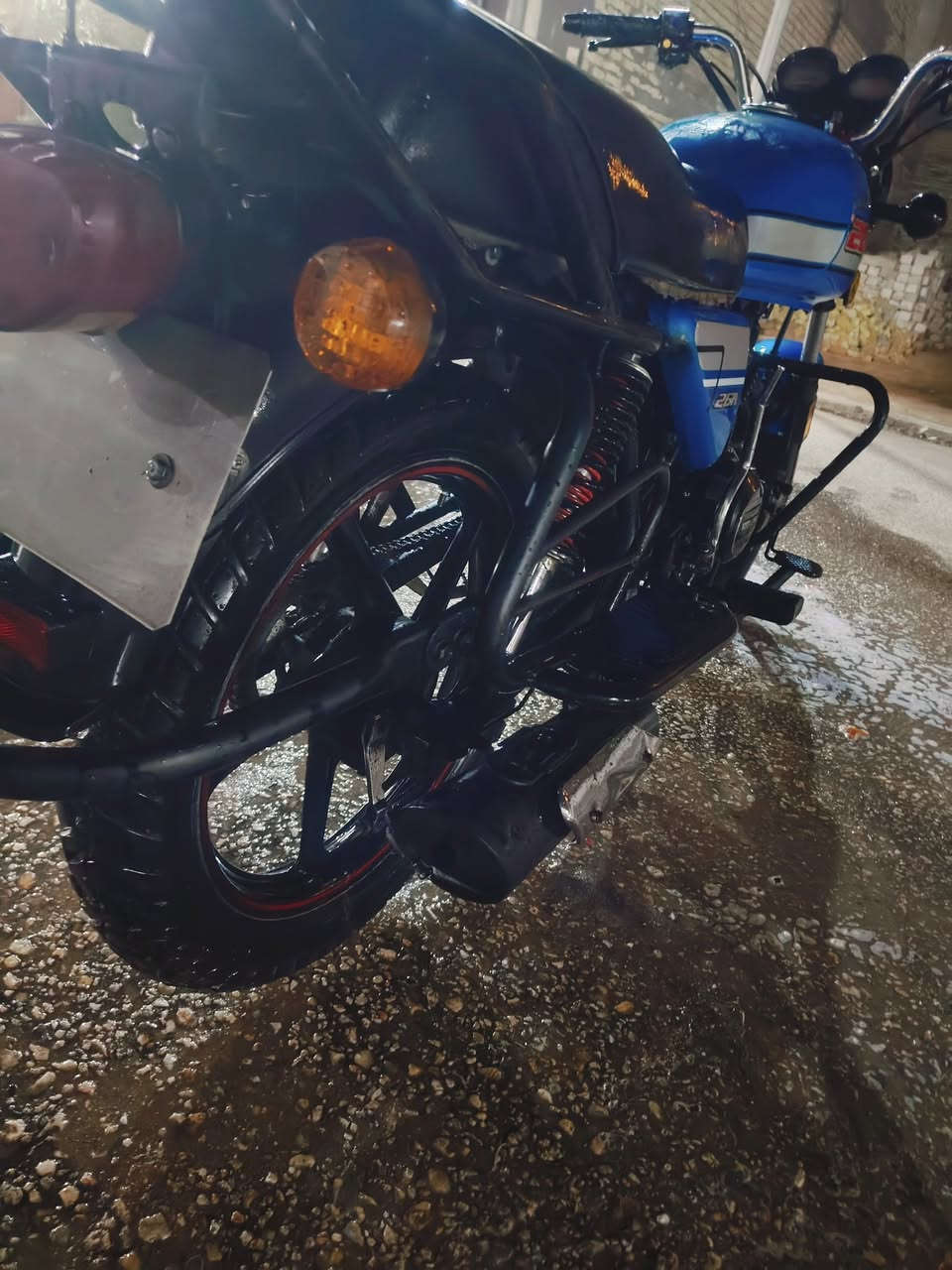 السلام عليكم  دايون مديل 2020 أصولي للبيع او مراوس بستوته كون نضيفه مكاني نجف عسكري نهاية السبيس 
باقي تفاصيل خاص او واتساب ***********
