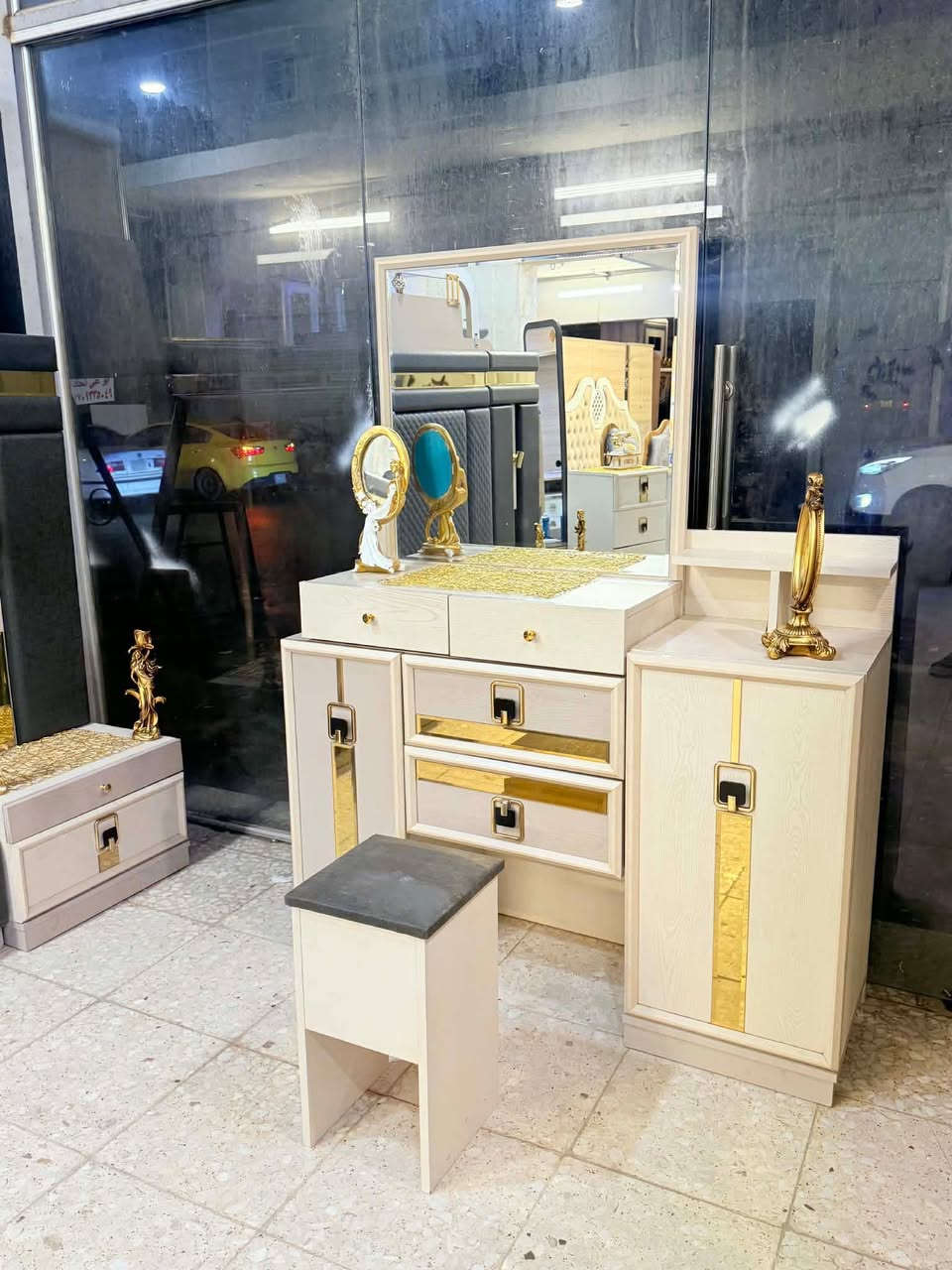 غرفه تركي 10 قطع مودرن حديث تركي اصلي نظافه95💯


**إذا كنت صاحب هذا الإعلان وتريد حذفه لأي سبب، رجاءا أرسل رسالة إلى الدعم الفني**