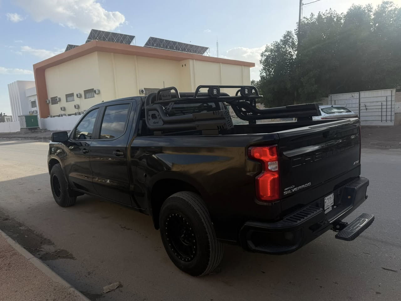 السلام عليكم
اريد مراوس بتاهو ٢٠٢٣ 
سيارتي /
سلفرادو 
مديل /٢٠٢٣ 
ورقم الشاصي موجود شوف حادثها 
الرقم /
***********
