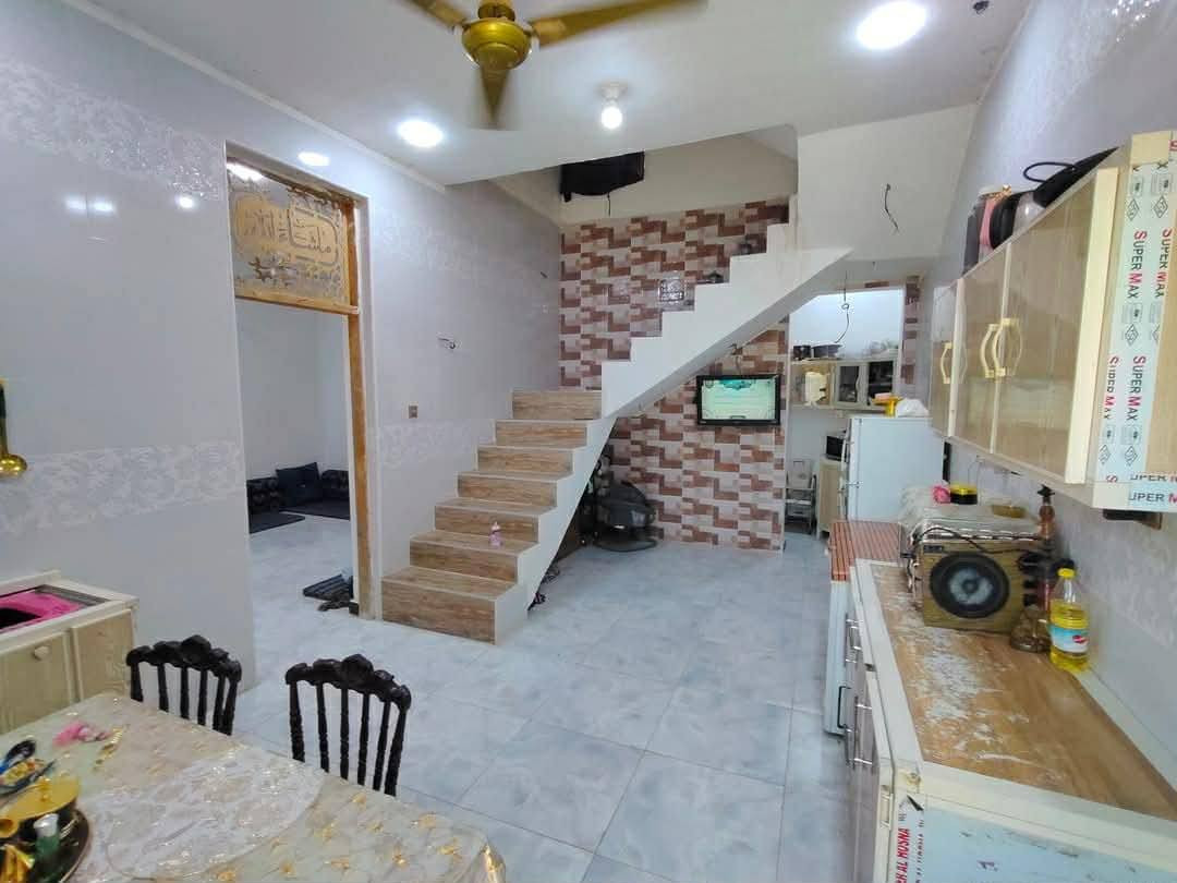 دار سكن المساحه ١٠٠ مربع 
طابقين غرف نوم عدد٢
صاله استقبال مطبخ صحيات خارجيه داخليه 
العنوان حي الحكيم نزله بني تميم قرب المدرسه
السعر٤٥
للاستفسار  خاص


**إذا كنت صاحب هذا الإعلان وتريد حذفه لأي سبب، رجاءا أرسل رسالة إلى الدعم الفني**