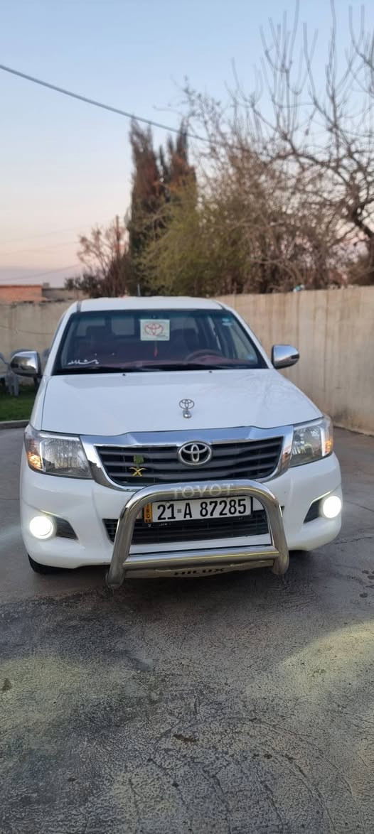 مە رزیە مۆدیل 2013 مە کینە کە بس 4ویلو تایە ی تازە بۆ بە سترایە  4جام کارە بائی  گیرومە کینە بە شە رت سیارە کە بئ حە یبە   تە برید ساردووگە رم بە شە رت   ناوسۆرە  رە قە م باریک سە نە وی تا 2030نوئە 
سە قف موسە سیارە کە تە نها بۆ جوانی حام کرایتە وە رگە را بە ناو کردن هە موی بەشەرت  پشتو پیشی کە بسە 
ژم.***********
ژم.‌‌۰۷٥۰٨٥٤۰٤۹٨
نرخ 145 أربيل, العراق
