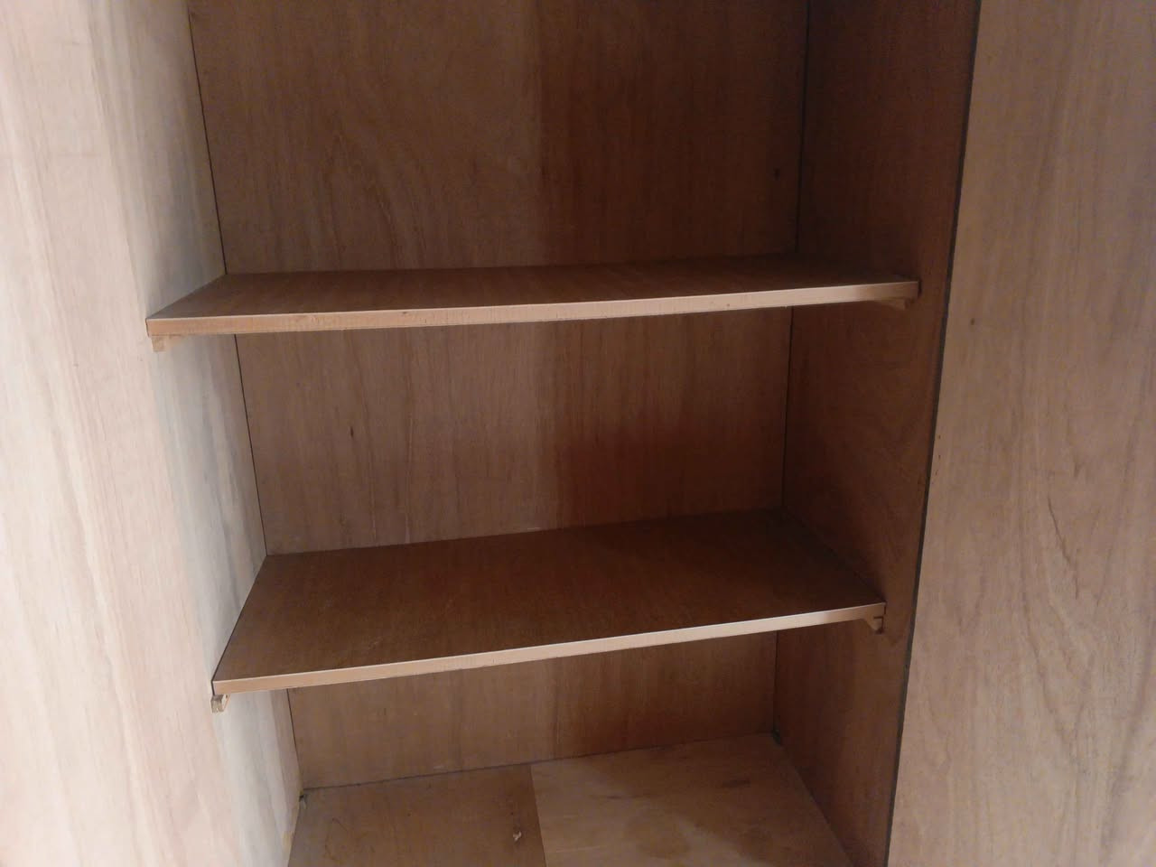 قنصور خمس أبواب نظيف شغل ثقيل ظهر جمبر السعر ١٨٠ العنوان حي تسعين نهاية حي صدام *********** موصل, نينوى
