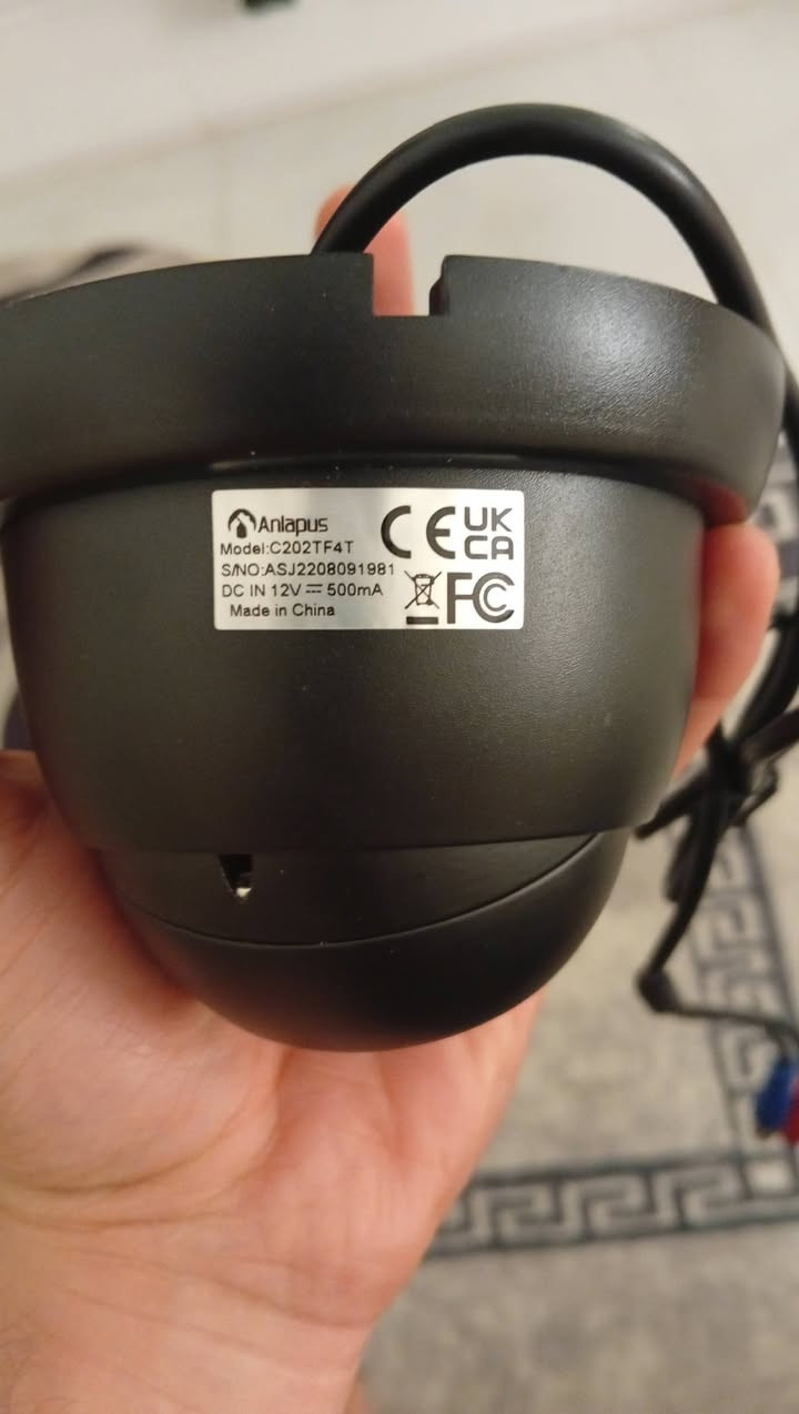 السلام عليكم اخوان منضومة كامرات جديد للبيع مكونه من ٤ كامرات وجهاز ياخذ ٨كامرات تگدر تضيف بعد بالمستقبل كامرات واربع وايرات ومحولتين وبراغي وچويات وكيبل نت وماوس فحصت كامره وحده صورتهه بالمنشور يمكن ٢ميگا اخوان نقص المنضومه فقط هارد سعر المنضومه١٨٠ الف يوجد توصيل


**إذا كنت صاحب هذا الإعلان وتريد حذفه لأي سبب، رجاءا أرسل رسالة إلى الدعم الفني**