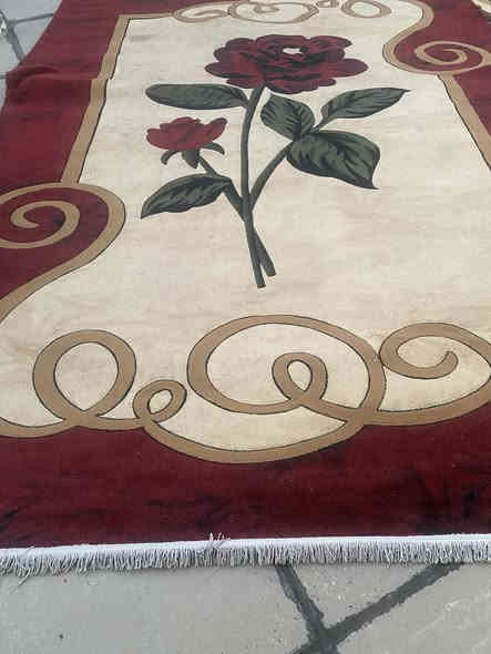 السلام عليكم  زوالي تركي حفر
قياس ٣ في ٤ مكاني بغداد الدوره 

السعر 75 ثنينهن 

***********
