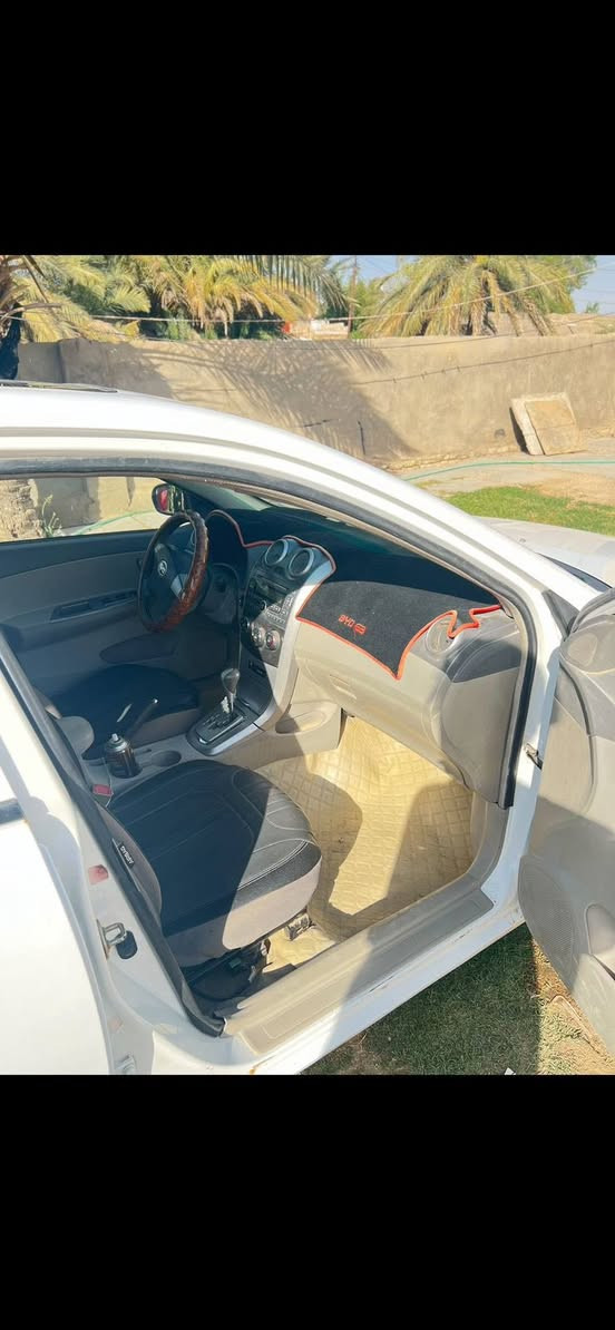 السلام عليكم
BYD للبيع

كير مكينه كهربائيات جاهزه على اخر حبايه تبريد نقصه بس غاز 

السياره بيهه طخه من كدام صبغ جاملغين فقط 

السنويه ساقطه صار شهر مداور ثاني يوم بأسمي سياره نضيفه ومال بيت جاهزه حداديه تخم تاير مكاني الديوانيه الحمزه الشرقي للاستفسار ***********

معروضه ب٥٢ ورقه وبيها مجال بسيط
