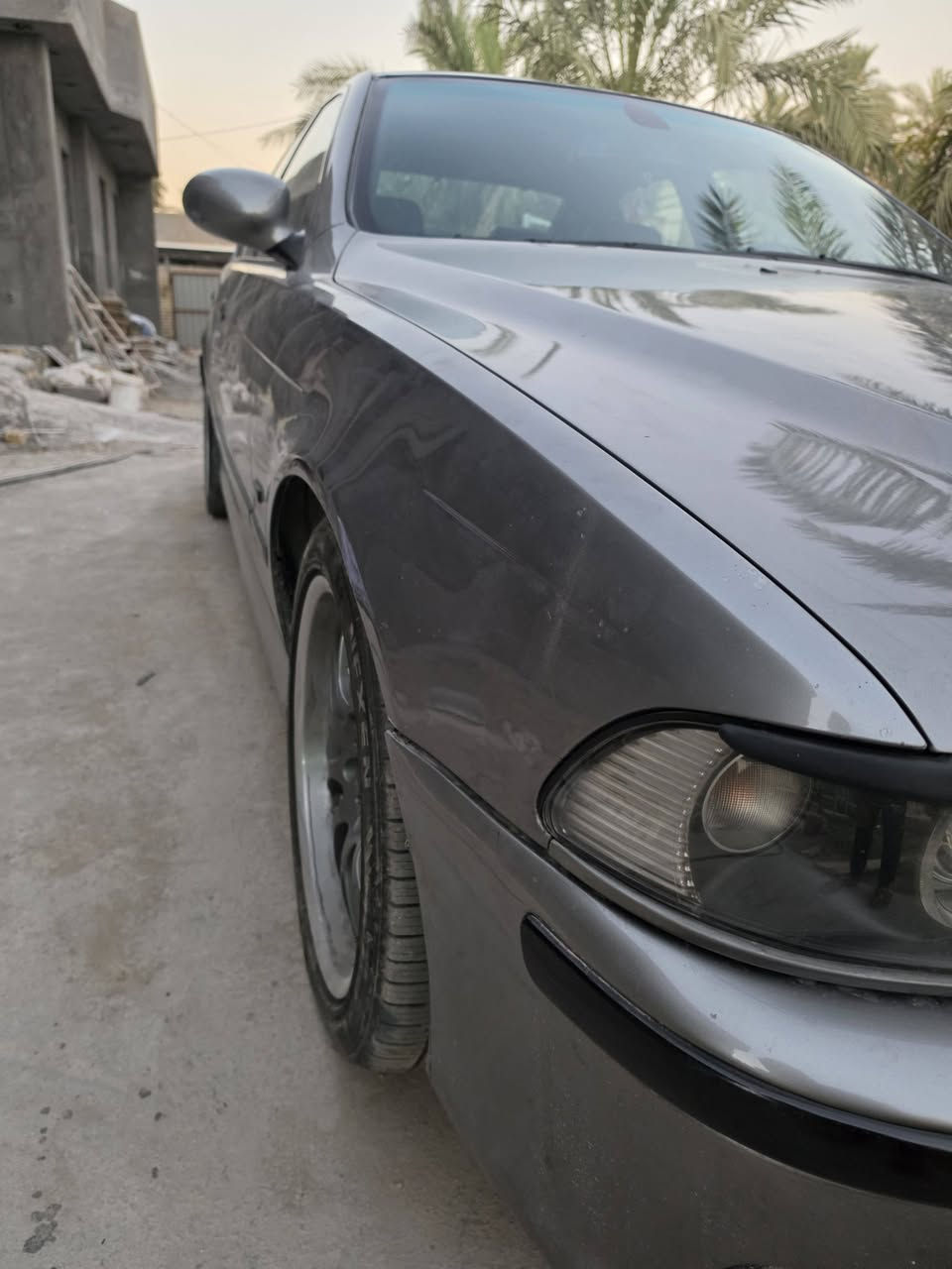 بي ام. موديل 2002  فئة 525 كير ومحرك مكفول
 تبريد شغال مصبوغ احزام اوربي  الاتصال ***********
