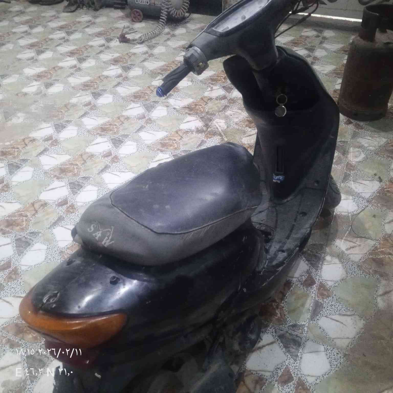 دراجة عصفوري
عوزها باتري ، تشتغل هندر حالياً 
دراجة مرتبة وشلعتها قوية 
السعر المطلوب  175 الف 
مكان ناصرية قرب مجسرات الاسكان .
‏‪0783 965 0977‬‏
