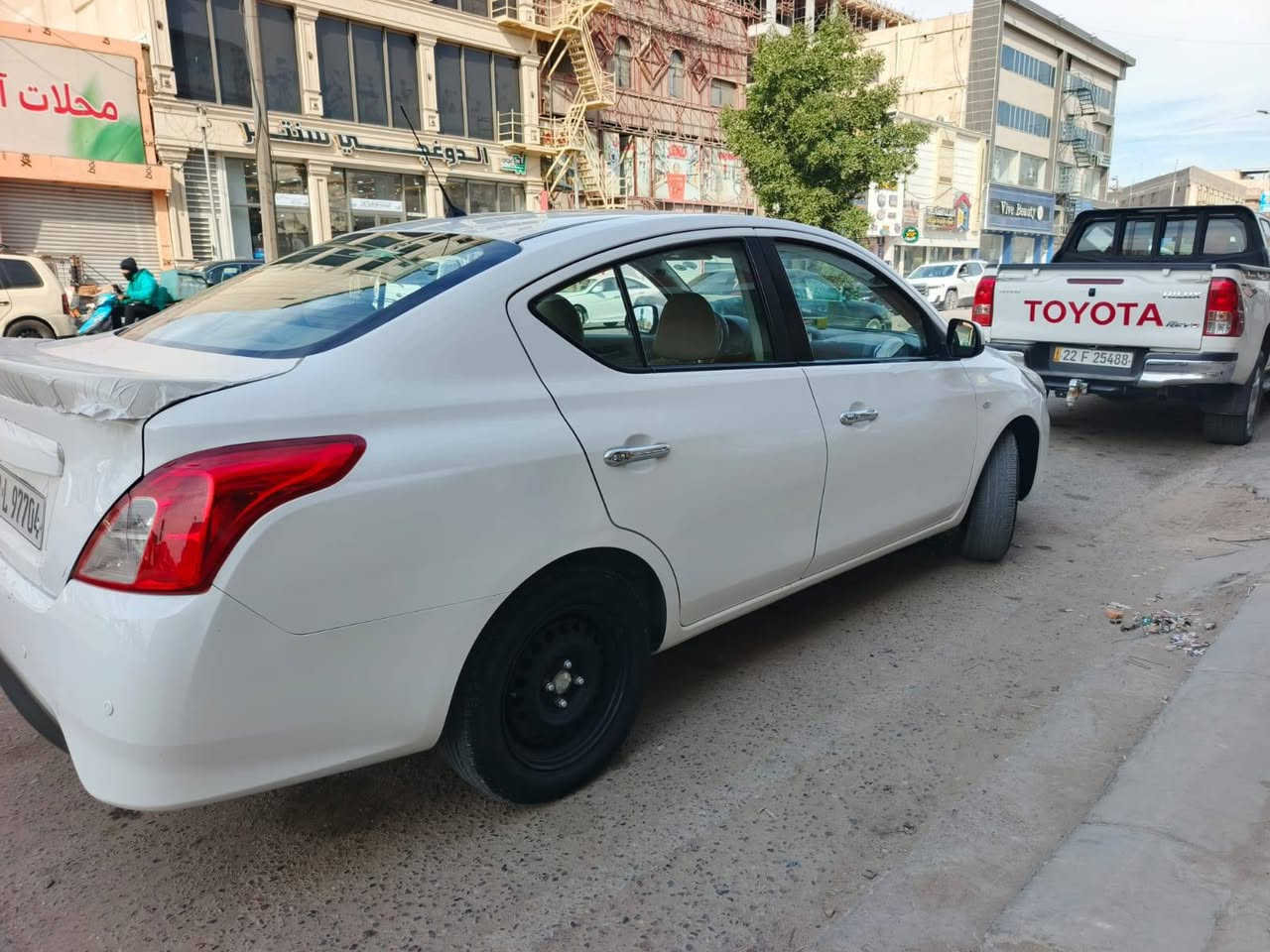 السلام عليكم للبيع فقط 
نيسان سنّي هندي 
البليته الزركه 
موديل 2023
ماشيه 80 رقم اربيل
بيهه ٣ قطع بارد فقط 
والباقي كفاله
السياره حلوه وخير من الله. 
السعر 118 وبيهه مجال قليل 
العنوان البصره 
الهاتف ***********
