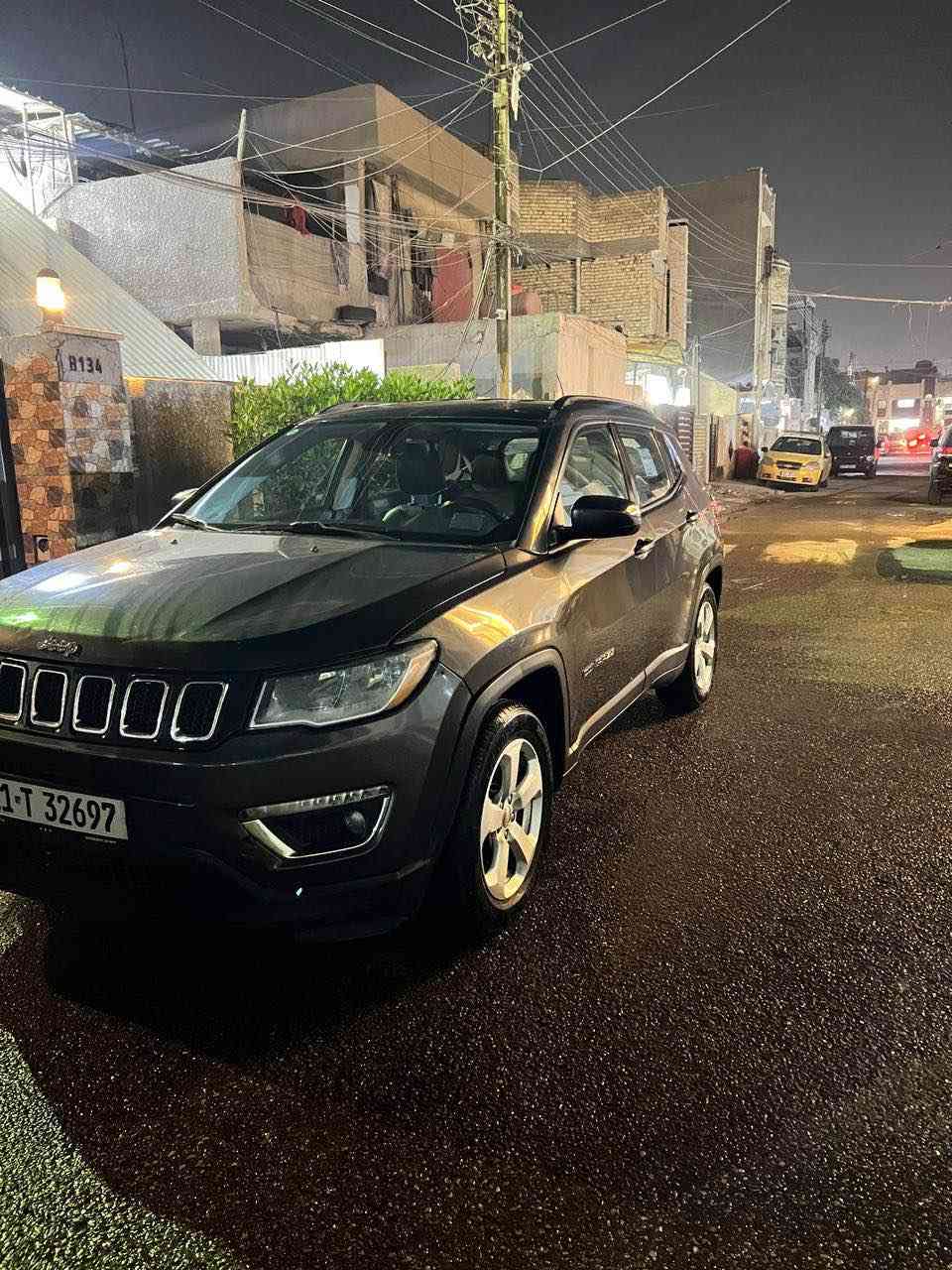 سلام عليكم جيب كومباس موديل 2018 كلين مواصفات بصمة تحكمات فول ستيرن شاشة كشن كهرباء ترحيب كامرة حساسات السيارة كير مكينة صدر ضهر كهربائيات كلة شركة محرك 2400 المرغوب 
رقم بغداد بأسمي هزة جديدة 
سنوية تنتهي 2030 رقم نكليزي جديد
العنوان سيدية حي الاعلام 
صور الحادث مال امريكا مرفقة بلمنشور 

***********
***********
السعر 111 بغداد, العراق
