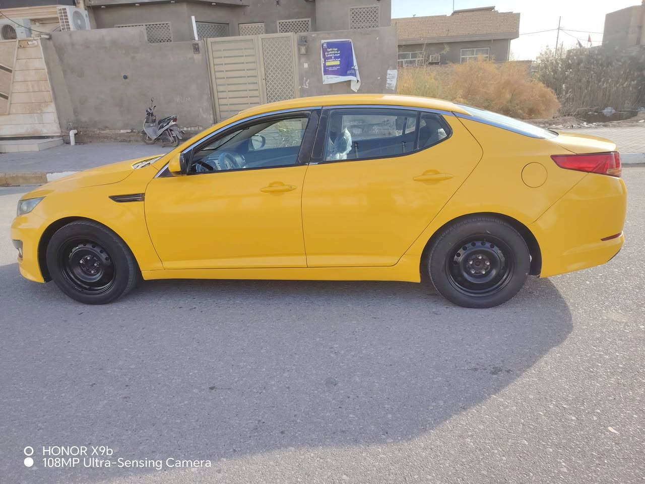 السلام عليكم ورحمة الله وبركاته وبتيمة البيع موديل ١٢ خليجي مكينة ٢٠٠٠ ٤حساست سنوية ٢٧ مكينة كير حدادية تبرية تخم تاير جاهزة من كلشي السعر ١٠٦ مكانهة السماوة *********** واني خادم السيارة بسمي  وكلشي واضح
