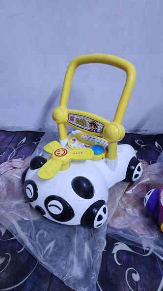 مشايه
قطعتين  جديد بالكارتون 
القطعه ٤٠الف 
***********
