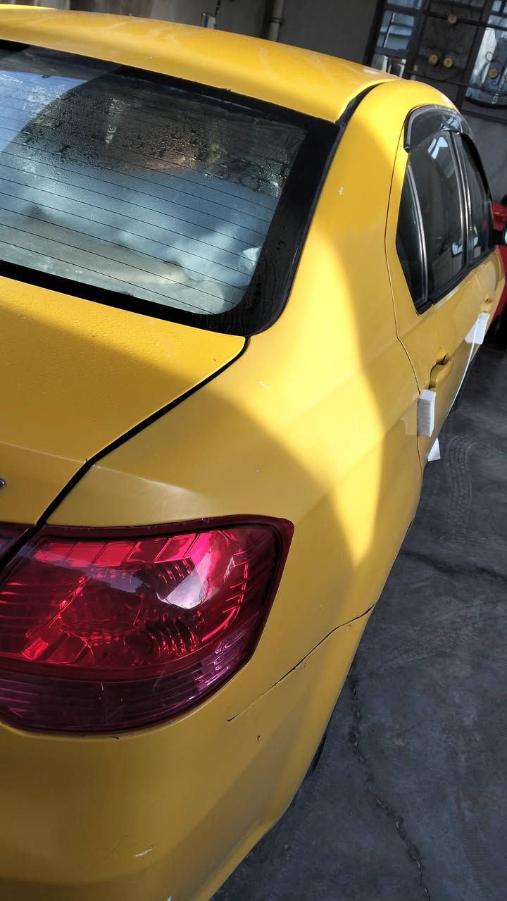 تاكسي كرت ويل موديل2012 رقم بغداد السنوية تنتهي شهر الرابع مشروع وطني شرط التحويل من الوكيل الاول السياره مصفرة بدون ضربه الكهربائيات كلها شغالة تبريد تدفئة النقابة مصفرة المحرك لاصرف ولابخار البريك جديد سيم هندر بريك جديد السعر 50$ورقة بي مجال حق الجية كركوك بنجا علي والصدر جديد دبلات امامي جديد الاطارات اخ جديد الموبايل *********** أو ***********
