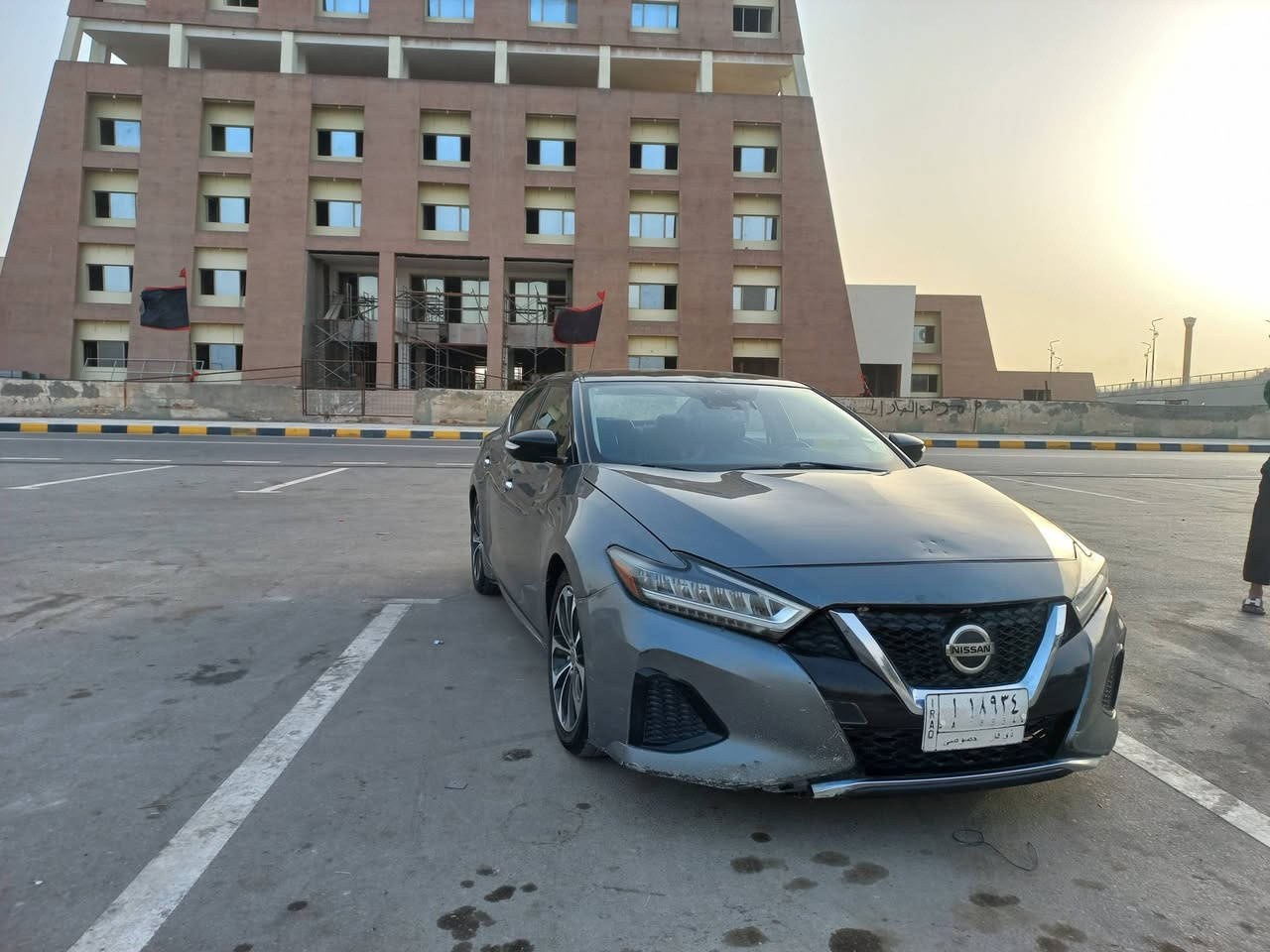 نيسان ماكزيما 2020 للبيع
رقم ذي قار

​التفاصيل:
​نوع السيارة: نيسان ماكزيما (Nissan Maxima). فئة SV
​الموديل: 2020.
​المحرك: V6 
​ماشية: 73 الف ميل.

​مواصفات اضافية:
• ​نظام تشغيل عن بعد.
• كشنات جلد.
• ​بصمة ابواب وتشغيل.
• ​شاشة لمس مع نظام Apple CarPlay و Android Auto.
• ​كاميرا خلفية وحساسات أمامية وخلفية.
• ​نظام كبح تلقائي وتحذير من التصادم.
• ​تبريد ثلج (نظام نيسان المعروف).
• كشنات تدفئة وتبريد.

السيارة شوي بيها زلوغ تروح بالبوليش وفحص السيارة مرفق بالمنشور 

​السعر : 128 ورقة

​المكان: ذي قار الناصرية مركز
للتواصل: *********** واتساب فقط
