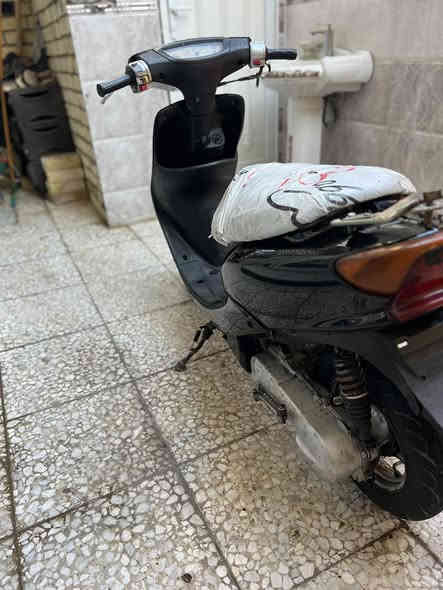 السلام عليكم دراجه ستين 60عصفوريه للبيع مكينه فولل وكلجات هم الدراجه نص هندر تشتغل خير من الله يرادله جوزه وكابريتر تعبانه بس هاي السعر 300 وبيه مجال المكان بغداد مدينه الصدر الكياره أو ام الكبر التواصل خاص أو رقم ***********
