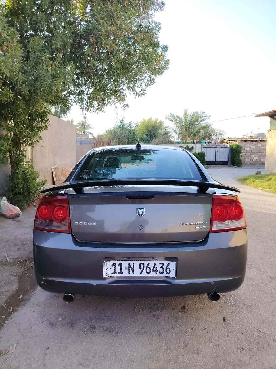 السلام عليكم جارجر موديل 2010 رقم بغداد بسمي اصل مكينه 3500 كشنات جلد كهرباء تتفئه بلكشنات شاشه كامره فتحه اصل السياره مكفوله من الضربه والتبديل فقط قطعتين صبغ بدون دكت جاكوج بدون معجون فقط رشه اثر جراد مكينه ٣٥٠٠ وكير وتبريد كفاله السياره جاهزه بدون  نقص  انشالله السعر 100 مجاله قليل اخوان رجاء المايعجبه لايكسر بسياره مكاني بابل ***********
