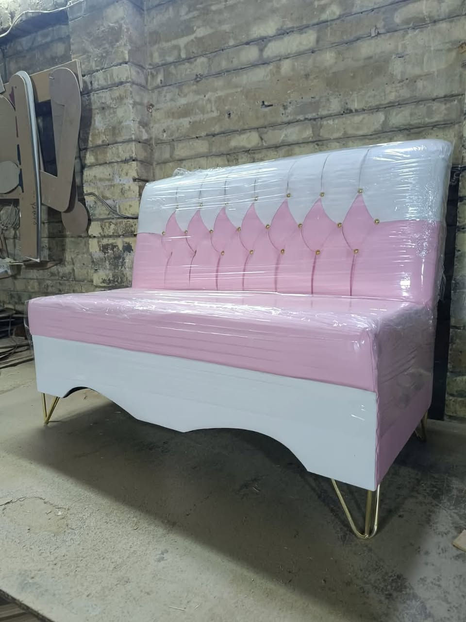 قنفات استراحة جميلة ومريحة ✨

✅ تفصيل حسب الطلب
🎨 موديلات عصرية وألوان تناسب ذوقك
🛋️ راحة وأناقة في كل قطعة

🚛 نوصل لك لأي محافظة

📩 اطلب الآن وتمتع بأفضل جودة وسعر!


**إذا كنت صاحب هذا الإعلان وتريد حذفه لأي سبب، رجاءا أرسل رسالة إلى الدعم الفني**