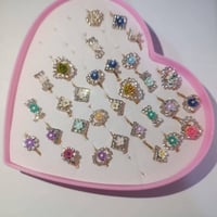 اكسسوارات متنوعة متوفرة للحجز مراسلة الصفحة تتوفر خدمة تَوصيل 07725159...