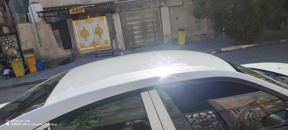 سلام عليكم جارجر ١٢ رقم بصره بسمي بس فتح اربع قطع بيبان فتح وقبق جنطه مفتوح بدون ضربه بس فتح وجاهزه شراي يتصل *********** عنواني بصره قبله سعر ١٣٠ وبيه مجال مكينته ٣ و٦٠٠ كير تعليك وكير هسه بي تورباين
